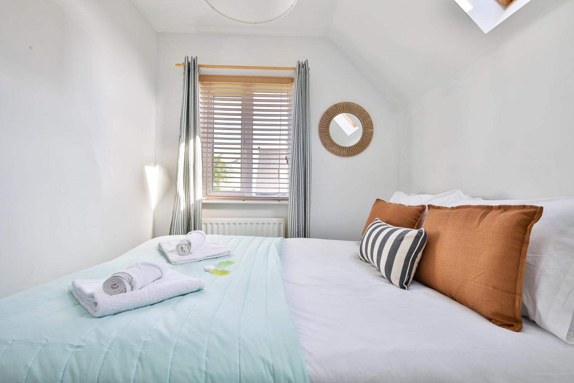 Stayright 2 Bed Beach House With Private Parking- Next To Barry Beach And Jackson Bay Zewnętrze zdjęcie