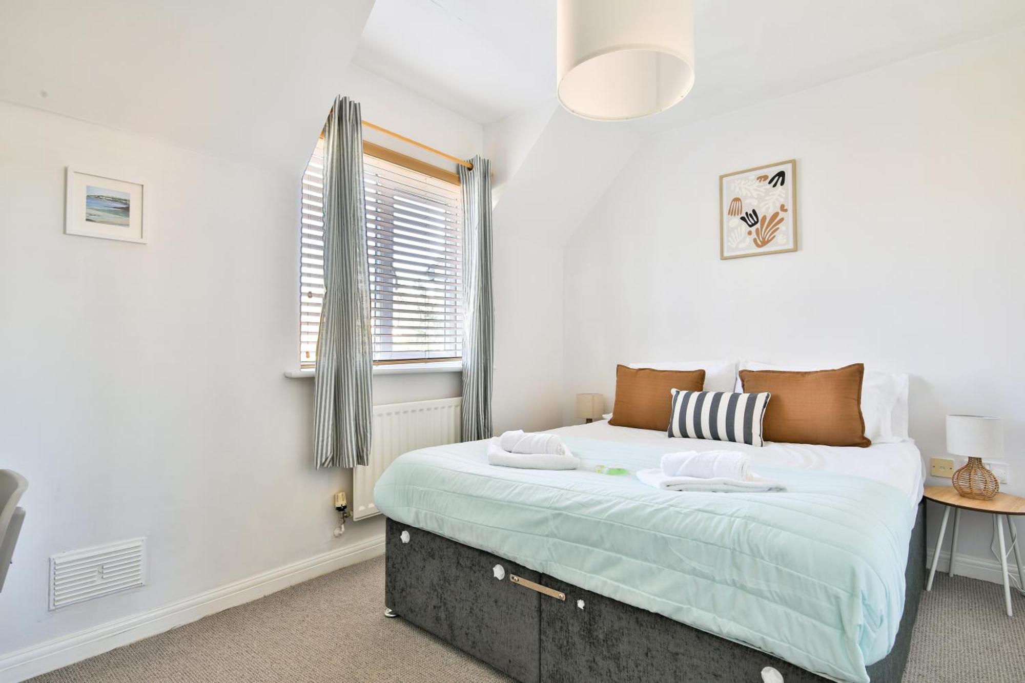 Stayright 2 Bed Beach House With Private Parking- Next To Barry Beach And Jackson Bay Zewnętrze zdjęcie